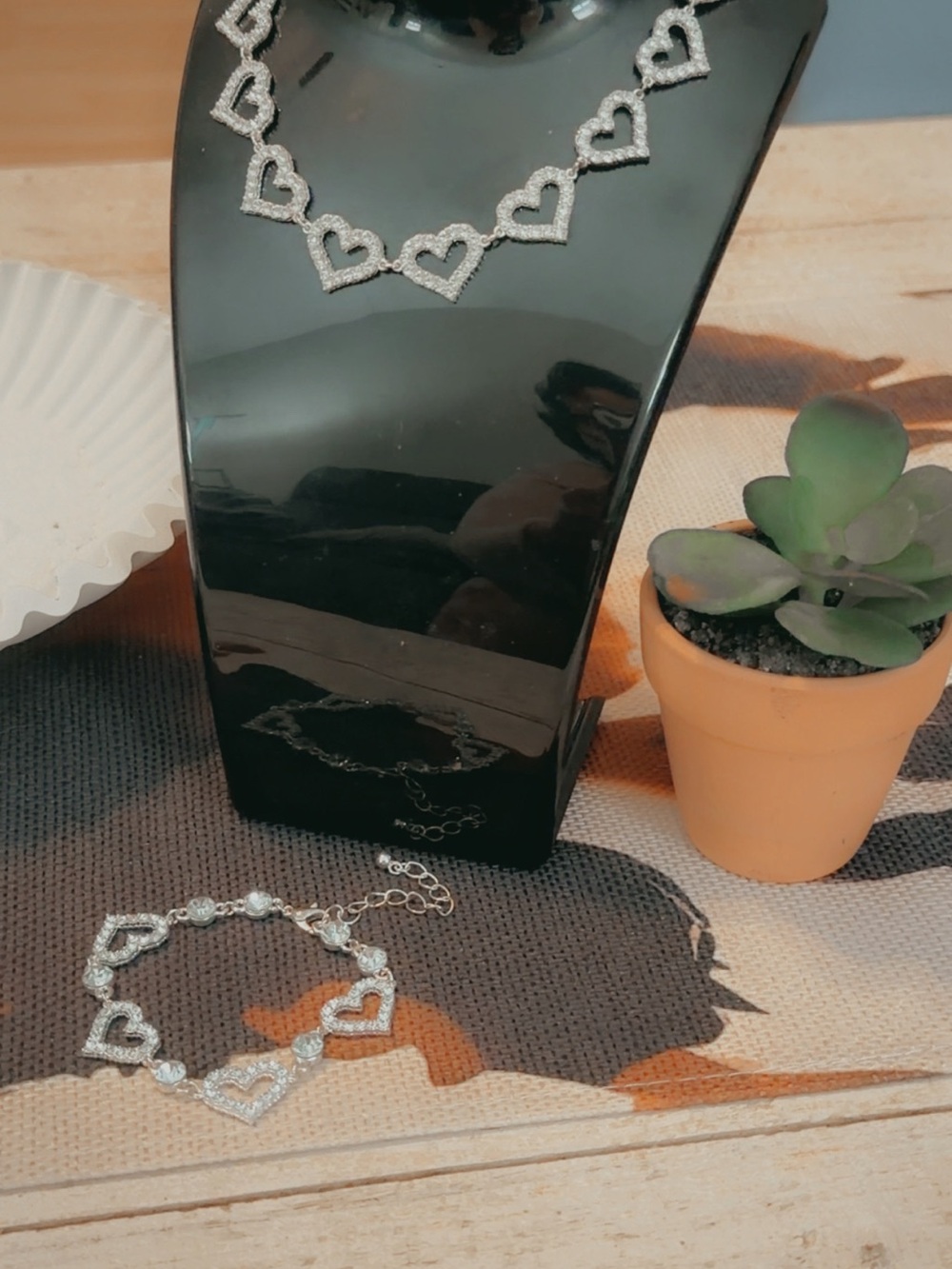2piece, Silver Heart faux 💎 Necklace and Bracelet. Wear as a choker or extended.